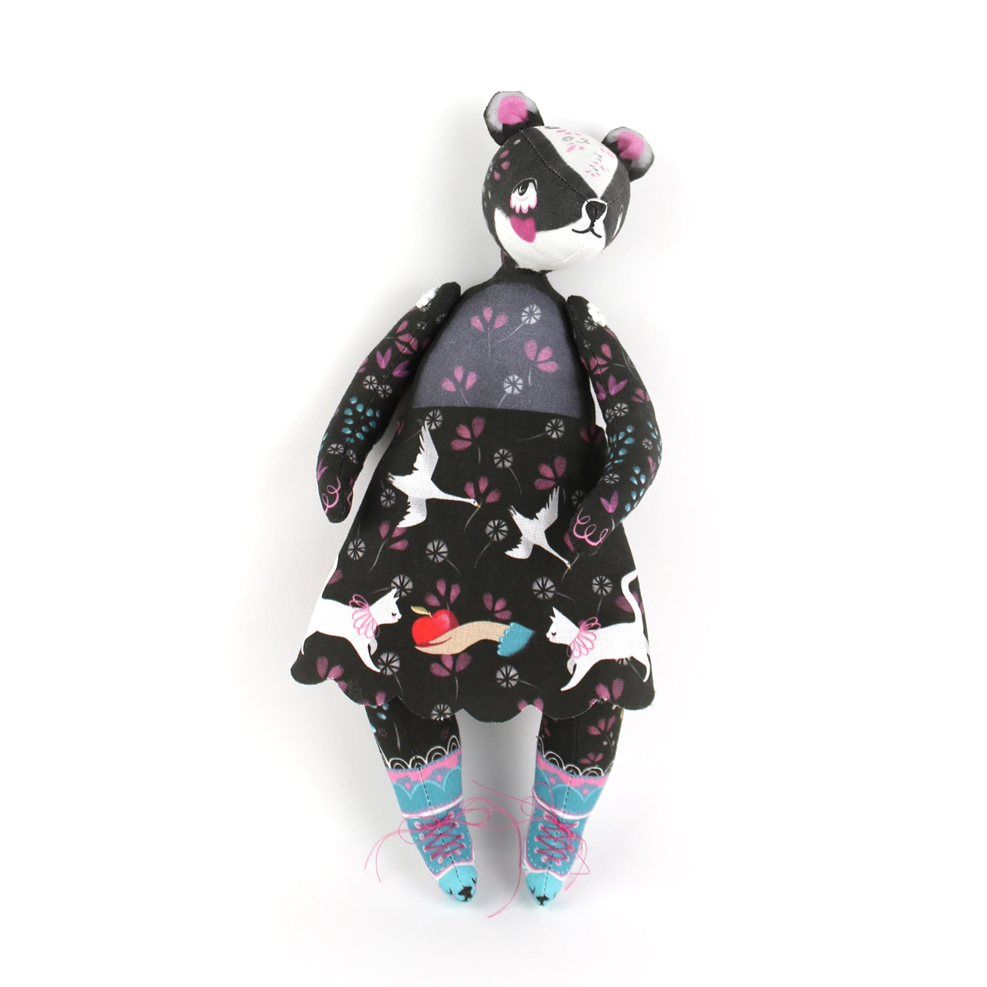 DIY Kit - Bibli the Badger Librarian and the singing Stoat with 2 fairytale books- sewing doll STUFFING NOT included FREE UK SHIPPING