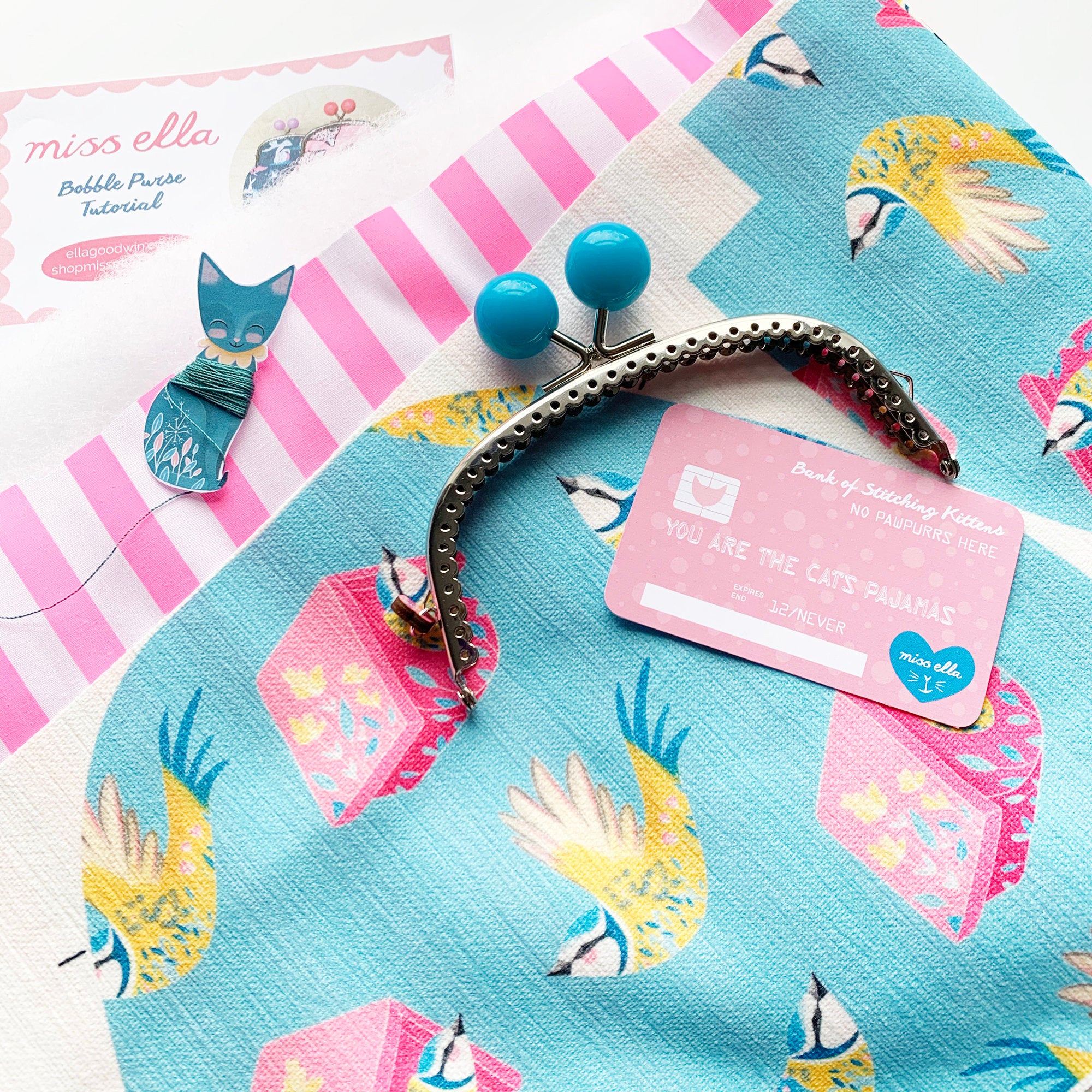DIY Kit - Blue Tit Jumbo Bobble Purse
