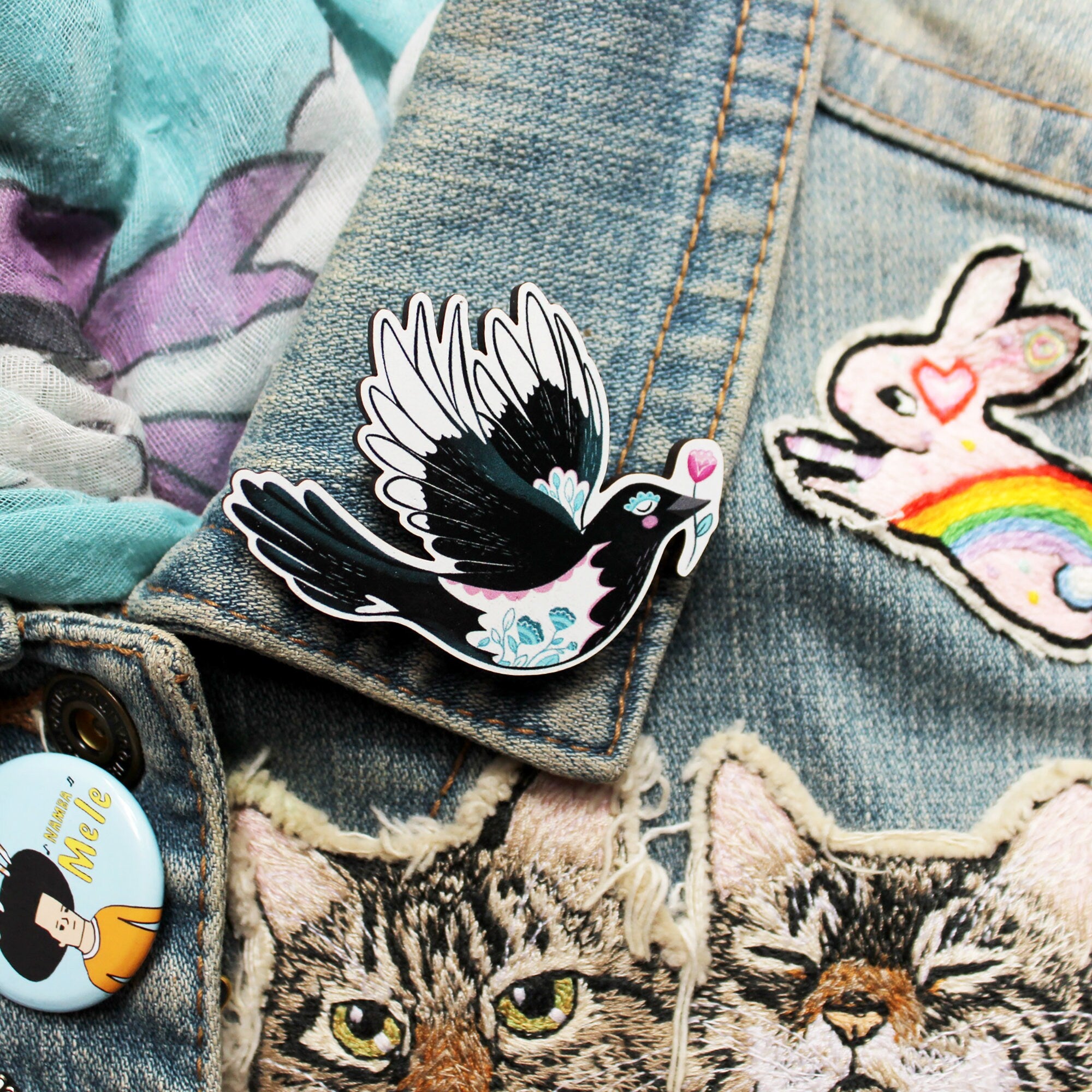 Magpie Brooch