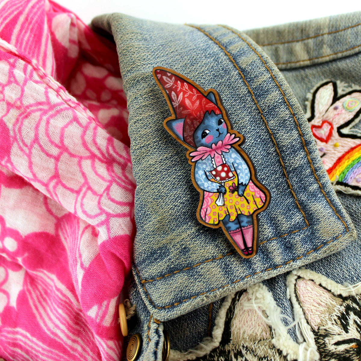 Gnome kitty Brooch